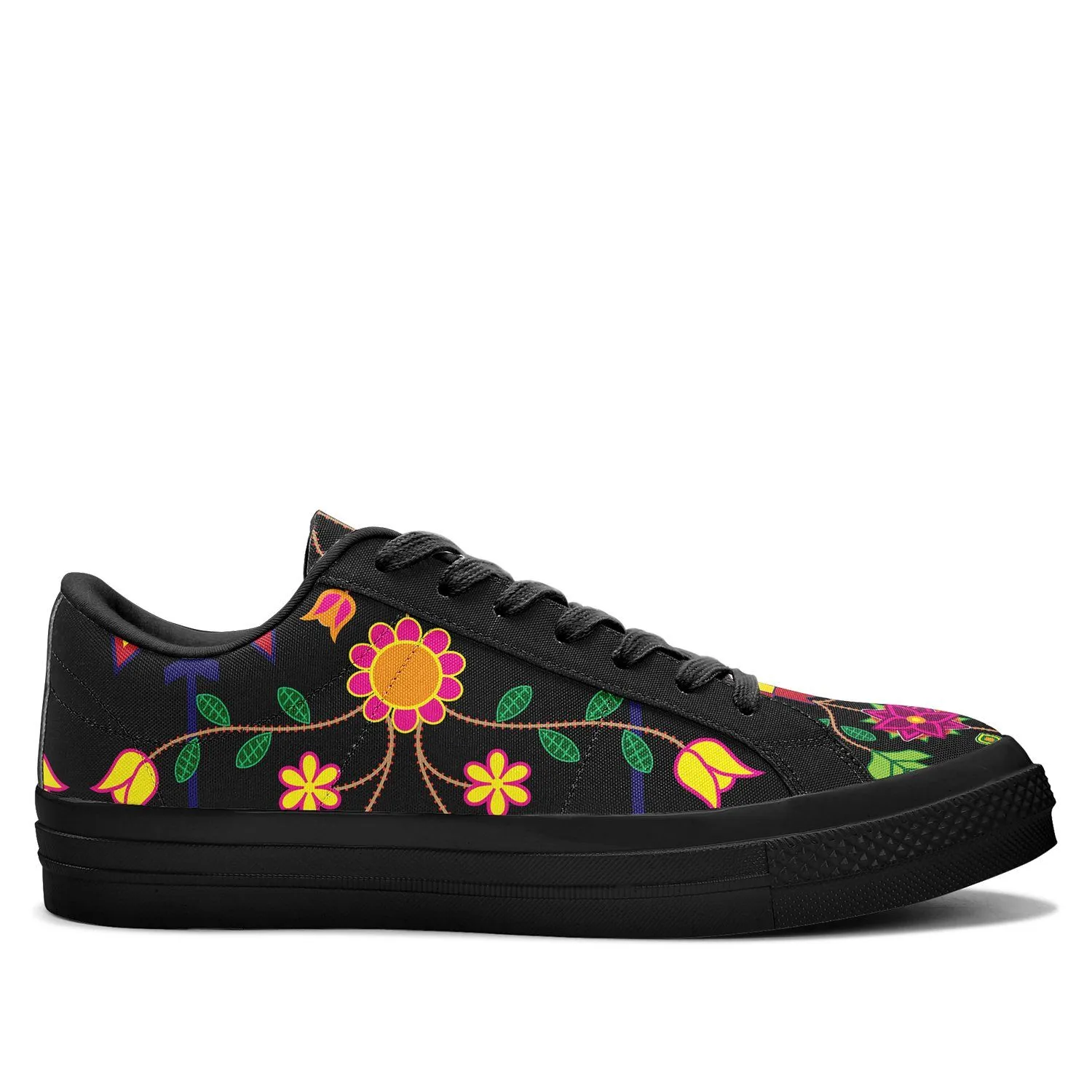 Floral Beadwork Aapisi Low Top Canvas Shoes Black Sole