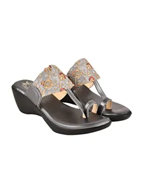 Shoetopia Embroidered Ethnic Grey Kolhapuri Wedges for Girls