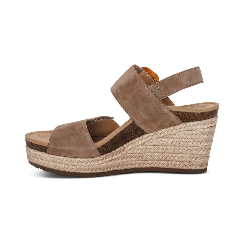 Women's Aetrex Ashley EW792W Color: Taupe