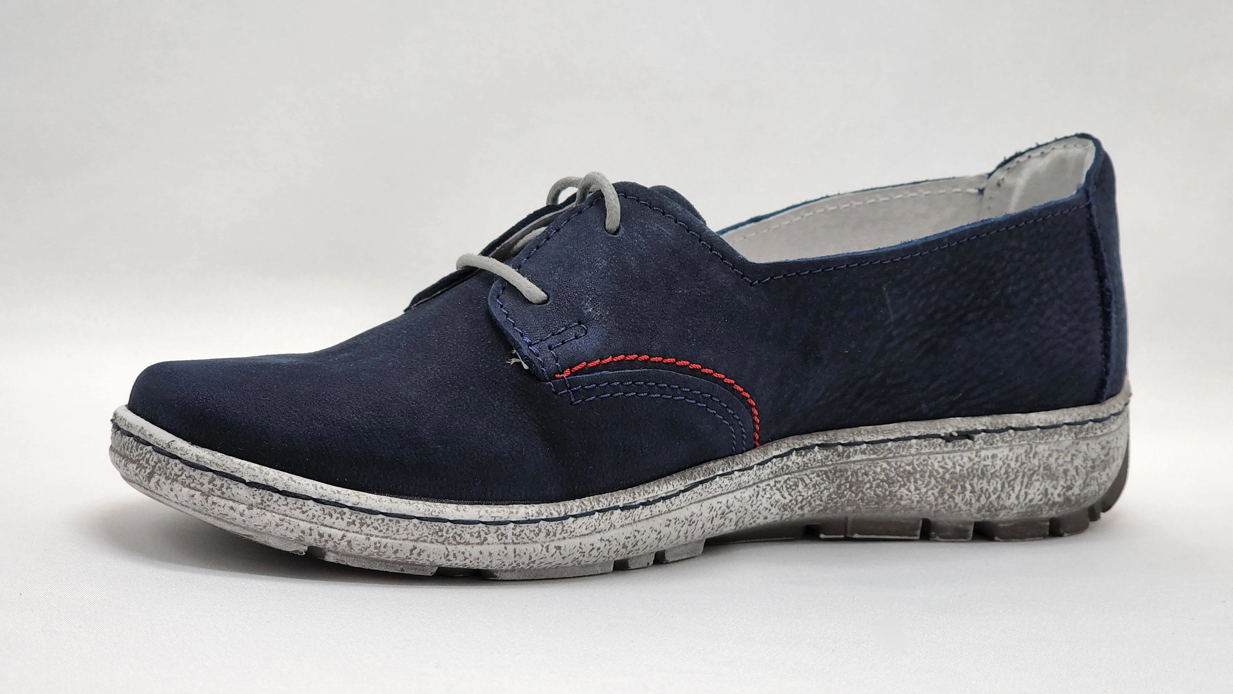 Women's Lightweight Navy Leather Low-Top Shoes