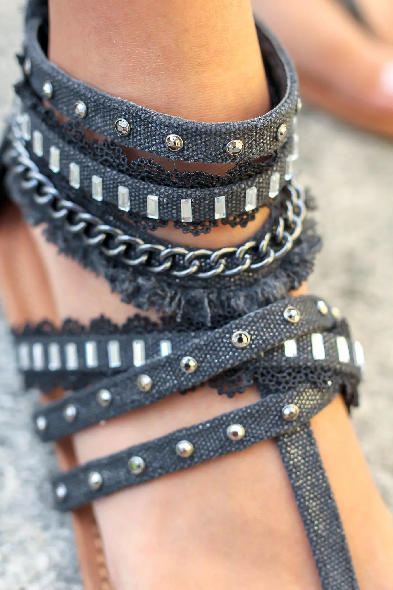 Xara Black Sandals